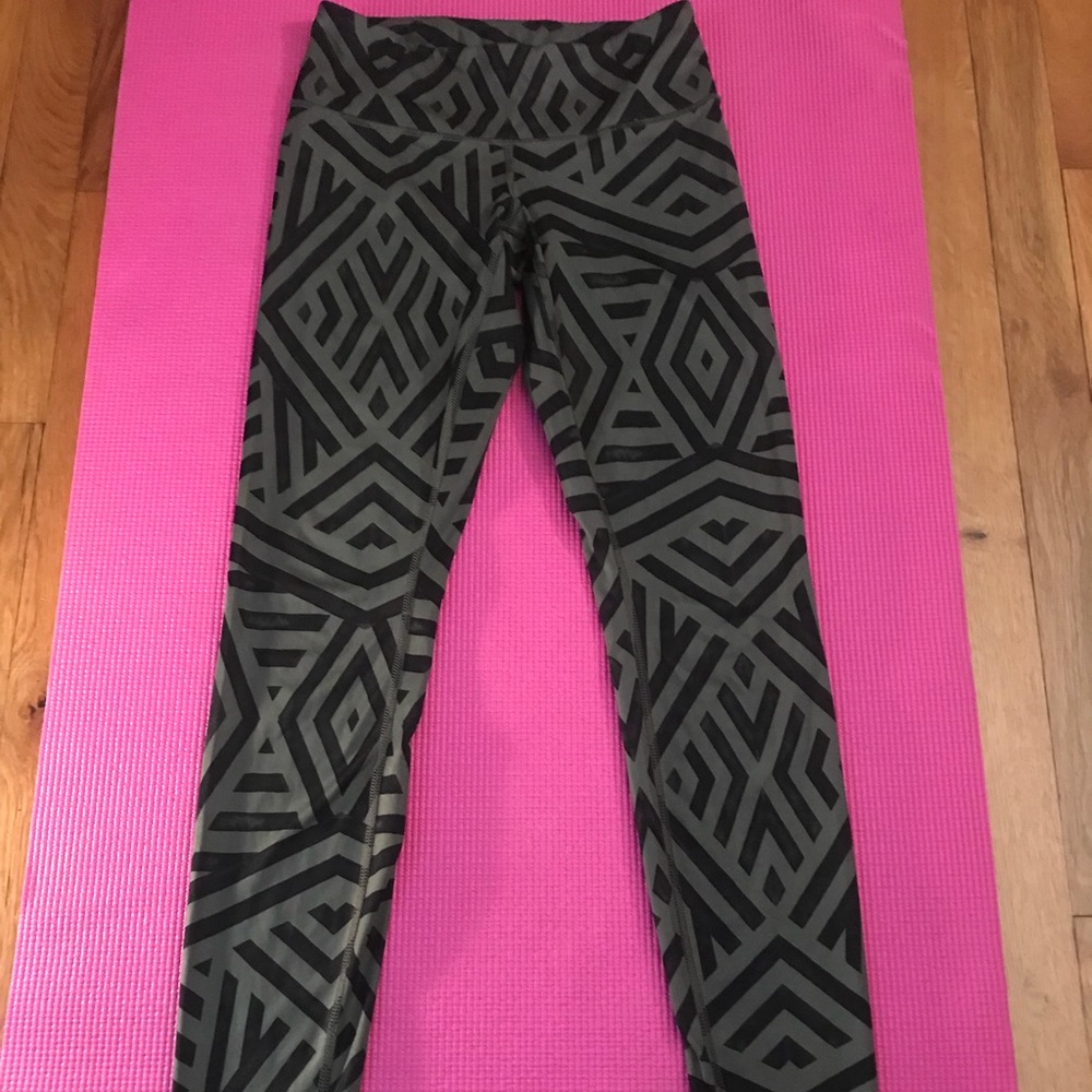Lululemon low rise wonder under